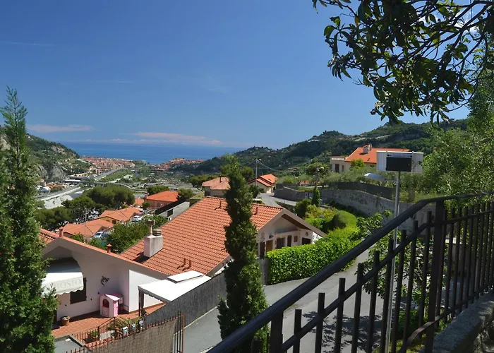 Family In French Riviera Semesterbostad