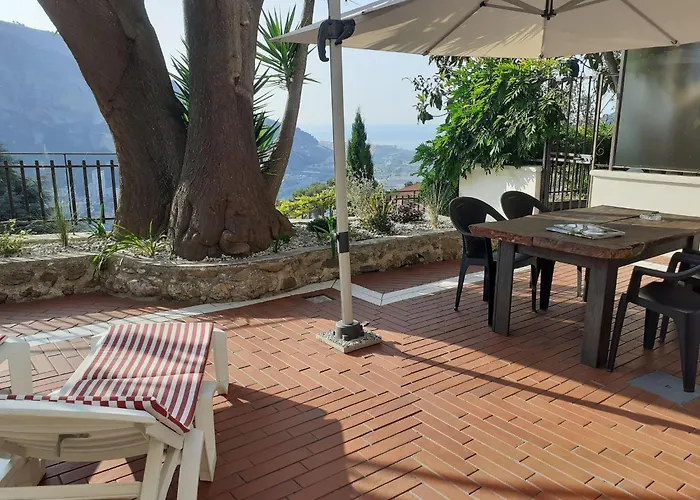 Family In French Riviera Semesterbostad *