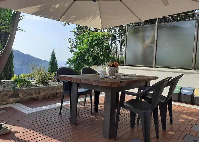 Family In French Riviera Feriehus *