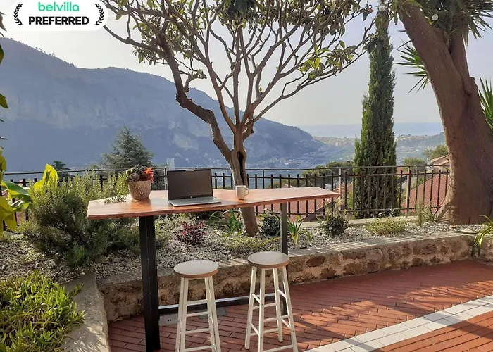 Family In French Riviera *